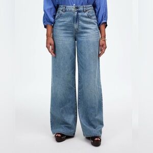 Madewell Curvy Superwide-Leg Jeans in Billings Wash size 28